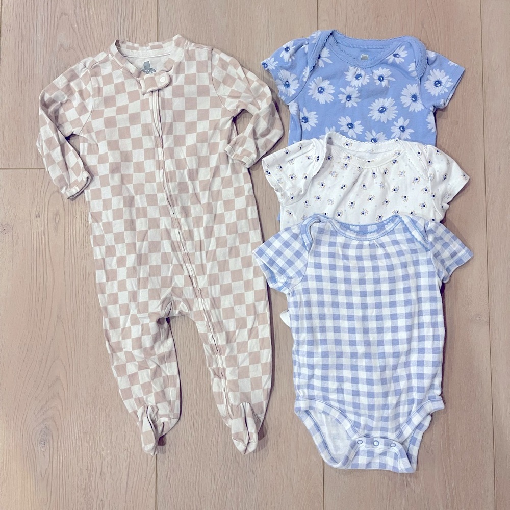 Baby Gap Checkered Sleeper are Bodysuit Bundle
